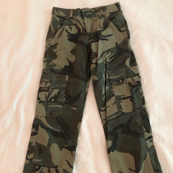 wrangler camouflage pants
